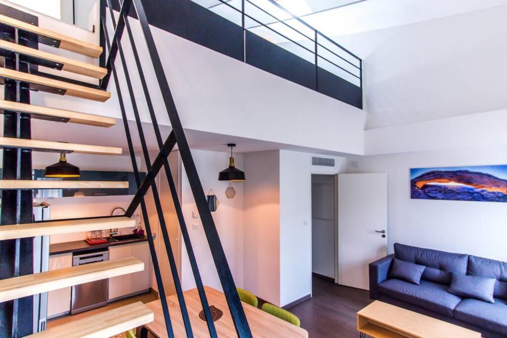 Haussmannien Type Loft, Climatise - Vieux-port-le Panier, Apartment